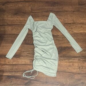 Elegant Long Sleeve Green Dress